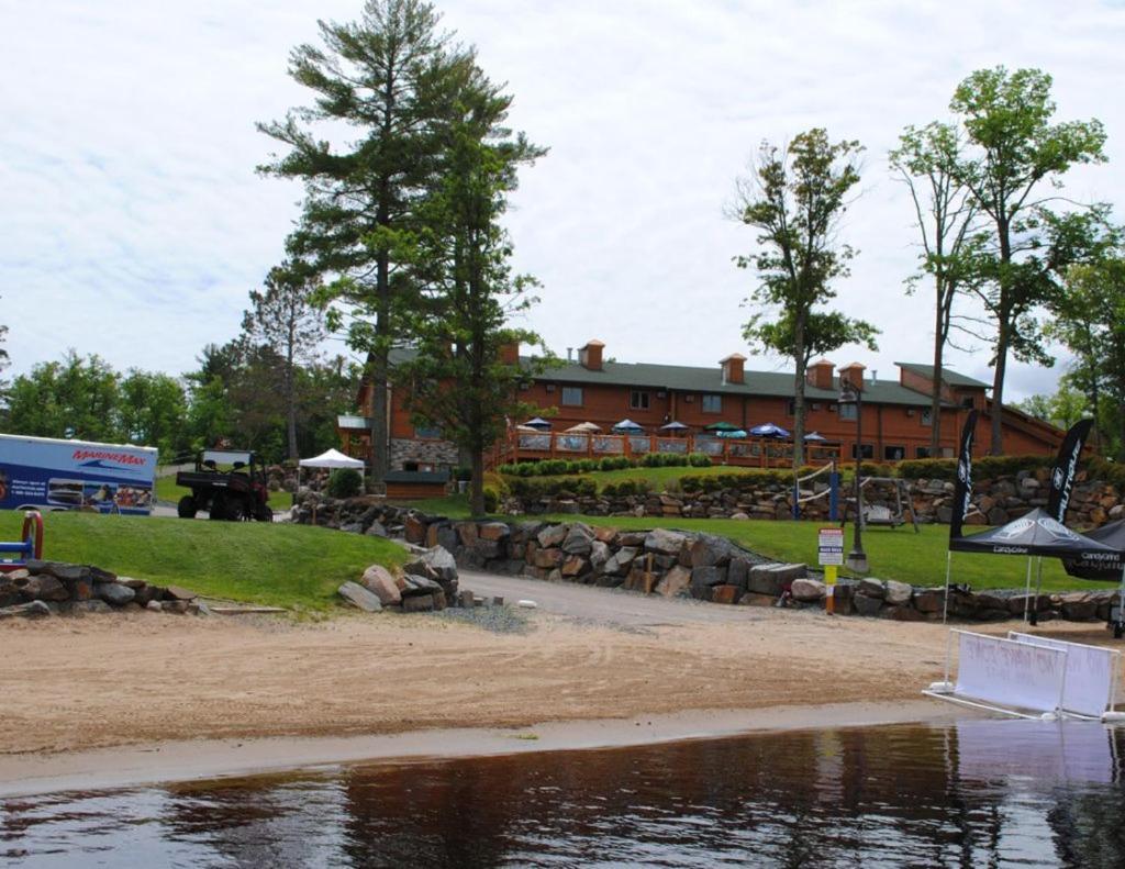 Big Sandy Lodge And Resort Mcgregor Екстериор снимка